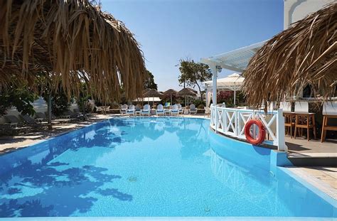 Hermes Hotel in Kamari, Greece from : Deals, Reviews, 